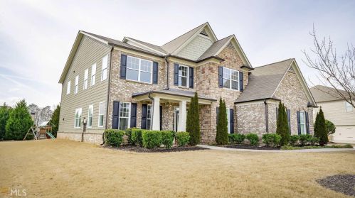6081 Golf View Xing, Locust Grove, GA 30248-7400