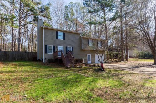 320 Briar Rdg, Holly Springs, GA 30189-5104