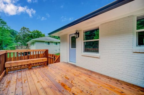 2574 Lancaster Dr, Atlanta GA  30344-2329 exterior