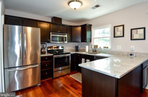 15275 Waterwheel Ter, Woodbridge, VA 22191-3837