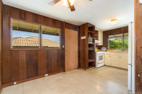 1859 10 Ave, Honolulu HI  96816-2910 exterior