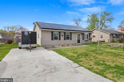 62 Delaware Ave, Erial, NJ 08081-1220