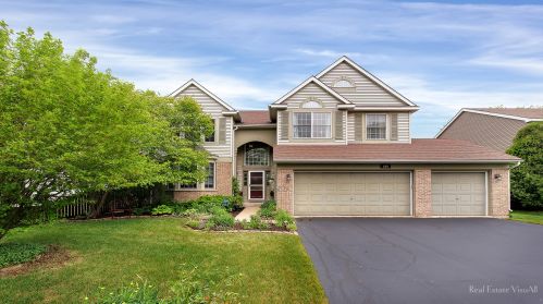 834 Alexandra Blvd, Bull Valley, IL 60014-1943