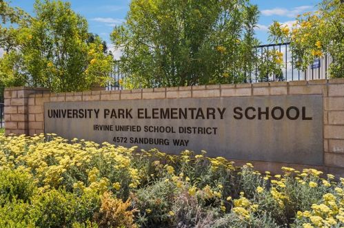 20 Spicewood Way, Irvine CA  92612-2721 exterior