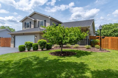 1915 Winger Dr, Plainfield, IL 60586-5311