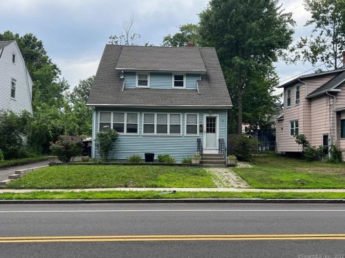 121 Oakwood Ave, Hartford, CT 06119-2138