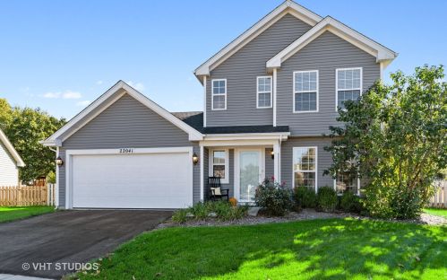 22041 Petoskey Ct, Plainfield, IL 60544-7081