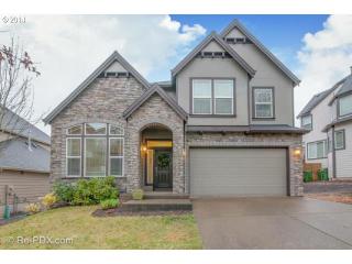 5223 Fairway St, Newberg, OR 97132-7498