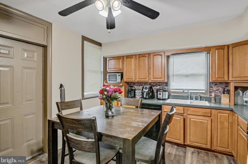 722 Wallace St, York PA 17403-1337 exterior