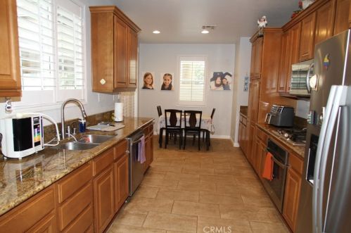 2660 Madison Cir, Anaheim CA  92801-4954 exterior