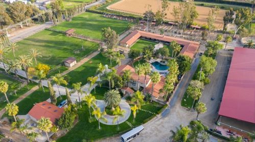 3166 Twin Oaks Valley Rd, San Marcos, CA 92069-9693