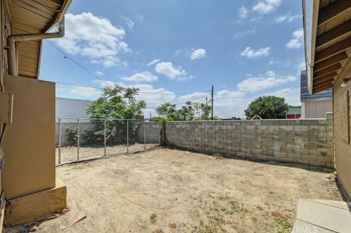 163 Campus Ave, Upland CA  91786-6830 exterior