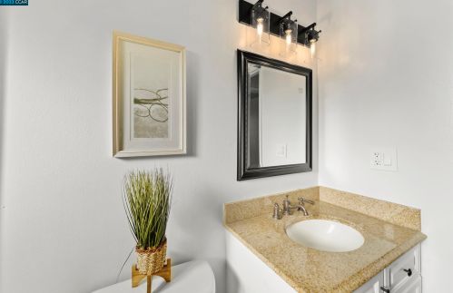 2342 Panoramic Dr, Concord CA  94520-1319 exterior