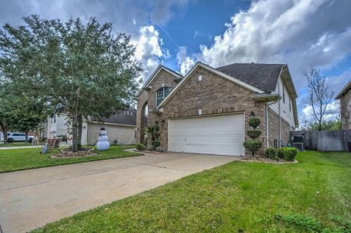 18030 Barton Ridge Ln, Richmond, TX 77407-2076