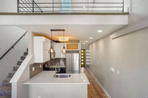 3262 Elm St, Denver CO  80207-7311 exterior