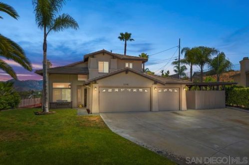 12190 Cimbria Way, Lakeside, CA 92040-4590