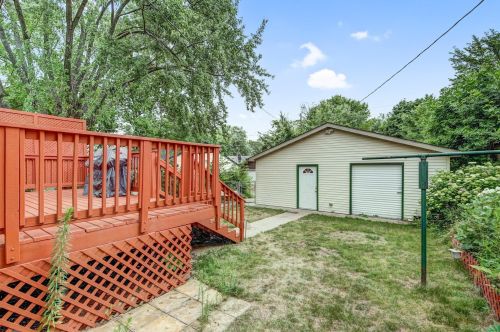 1132 Cook Ave, Saint Paul MN  55106-3325 exterior