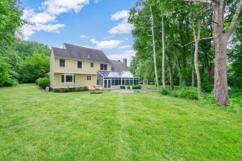 54 School Rd, Colchester CT  06415-1729 exterior