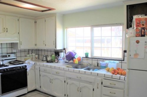 1211 Imperial Ave, Modesto, CA 95358-5909
