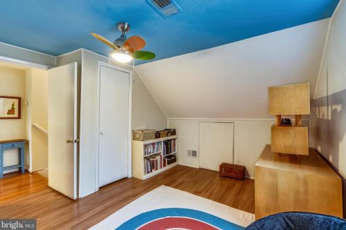 2225 Luzerne Ave, Silver Spring MD 20910-2135 exterior