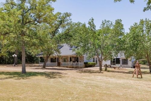 576 Elm Creek Rd, Rockdale, TX 76567-5457