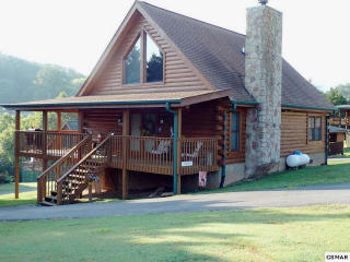 1851 Trout Way, Pigeon Forge, TN 37862-7270