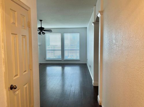 1701 Treasure Cay Dr, Midlothian TX  76063-8537 exterior