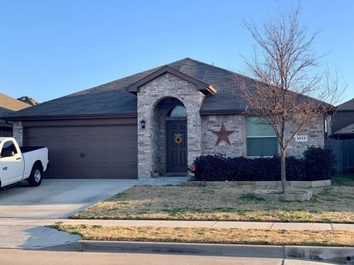2513 Clarks Mill Ln, Fort Worth TX  76123-2621 exterior