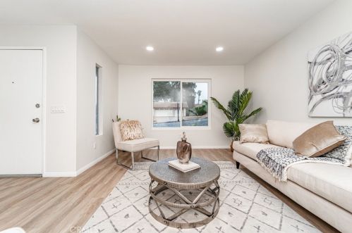 5443 Polo Ct, Riverside CA  92509-5351 exterior