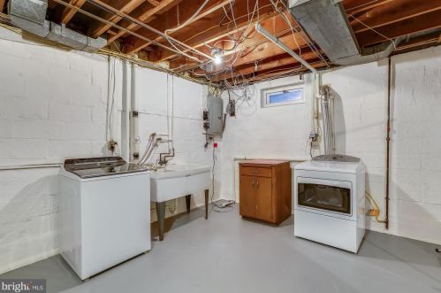 3904 Jeffry St, Silver Spring MD 20906-4224 exterior