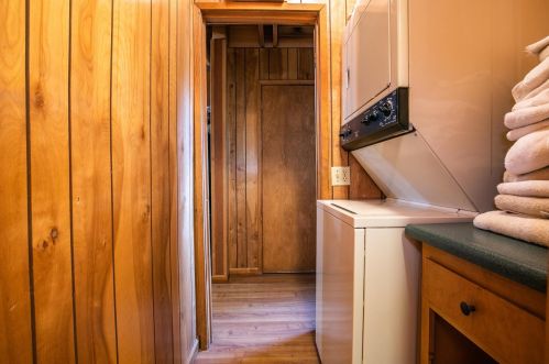 10175 Washoe Rd, Truckee CA exterior