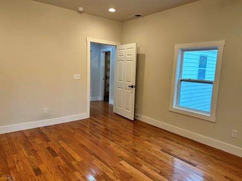 790 Knox Dr, Atlanta GA  30315-6810 exterior