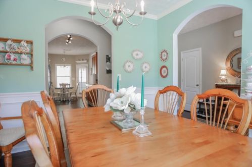122 Laurel Oaks Ln, Jefferson GA  30549-5554 exterior