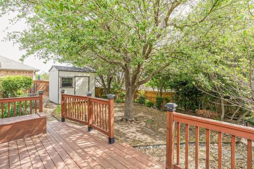 7405 Grass Valley Trl, Fort Worth TX  76123-2855 exterior