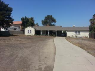 445 Bennett St, Compton, CA 90220-4601