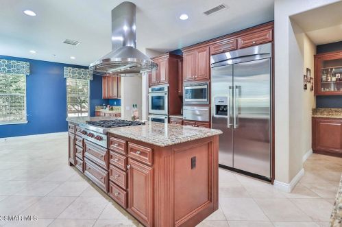 3961 Eagle Flight Dr, Simi Valley CA  93065-0222 exterior