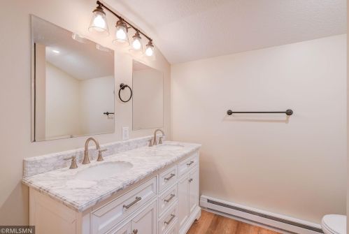 815 Holton St, Saint Paul MN  55108-2326 exterior
