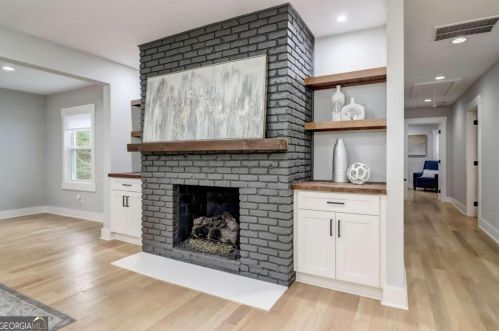 740 Moores Mill Rd, Atlanta GA  30327-1561 exterior