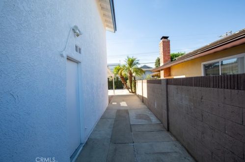 17353 Ash St, Santa Ana CA  92708-3413 exterior