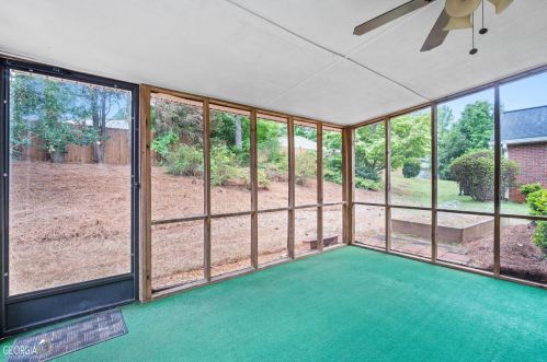 237 Oakwood Cir, Stockbridge GA  30281-6357 exterior