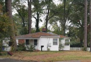 426 Macdonald Cres, Norfolk, VA 23505-3610