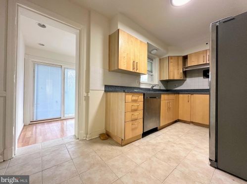 8455 12 Ave, Silver Spring MD 20903-3304 exterior