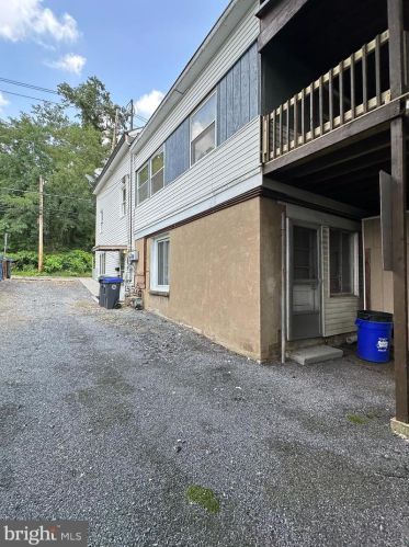 236 2nd St, Harrisburg, PA 17113-2505