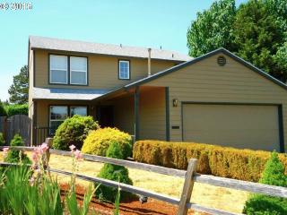 600 25th Ct, Cornelius, OR 97113-7273