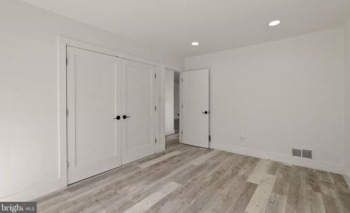 1515 Oakview Dr, Silver Spring MD 20903-2243 exterior