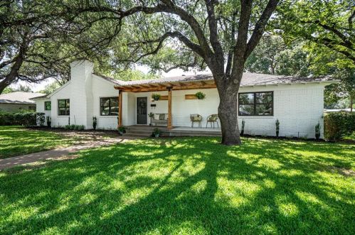 3909 Clayton Rd, Fort Worth TX  76116-7220 exterior