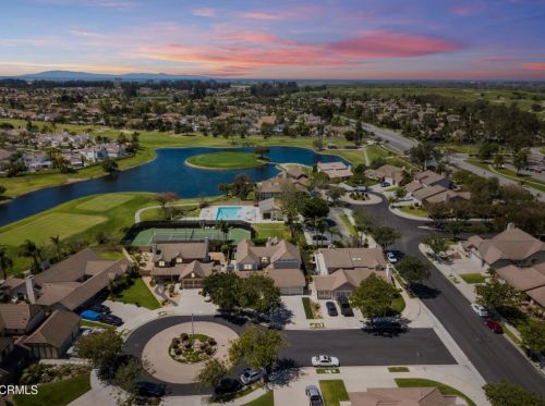 2261 Winged Foot Ct, Oxnard, CA 93036-7717