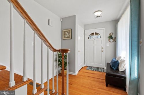 60 Balsam Ln, Princeton, NJ 08540-5327
