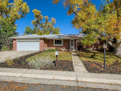 12825 61st Ave, Arvada CO  80004-3919 exterior