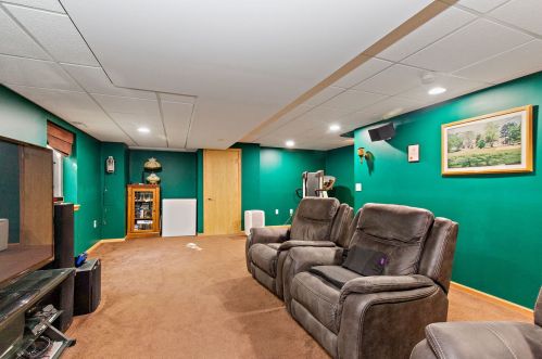 313 Century Dr, Pingree Grove IL  60140-4013 exterior